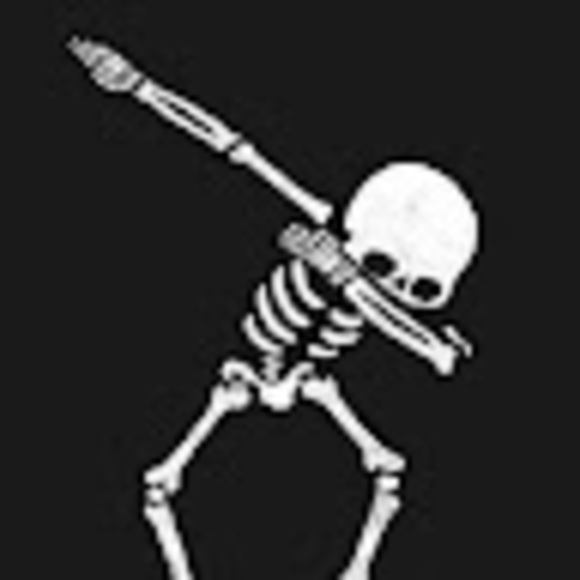 Meet your Posher, Amber - Picture 1 of 16